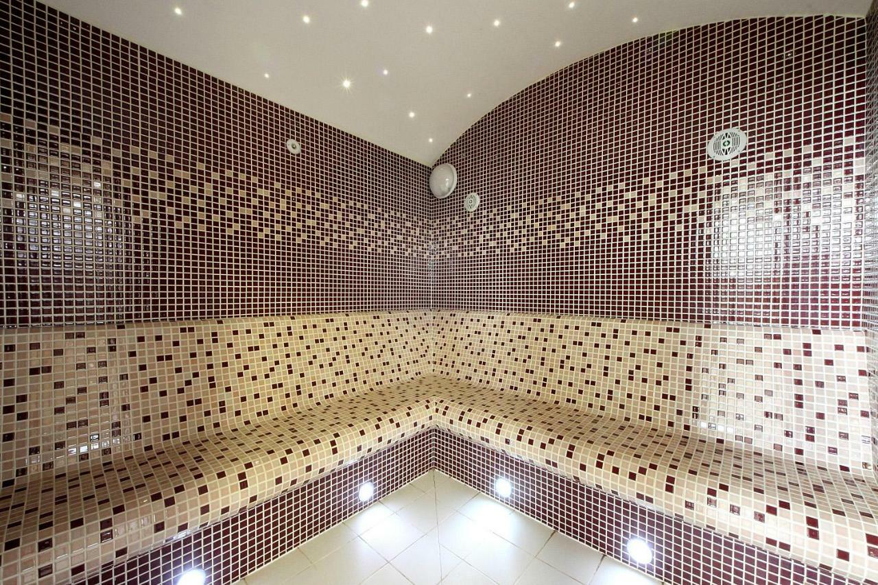 בנסוב Hotel S-Centrum מראה חיצוני תמונה